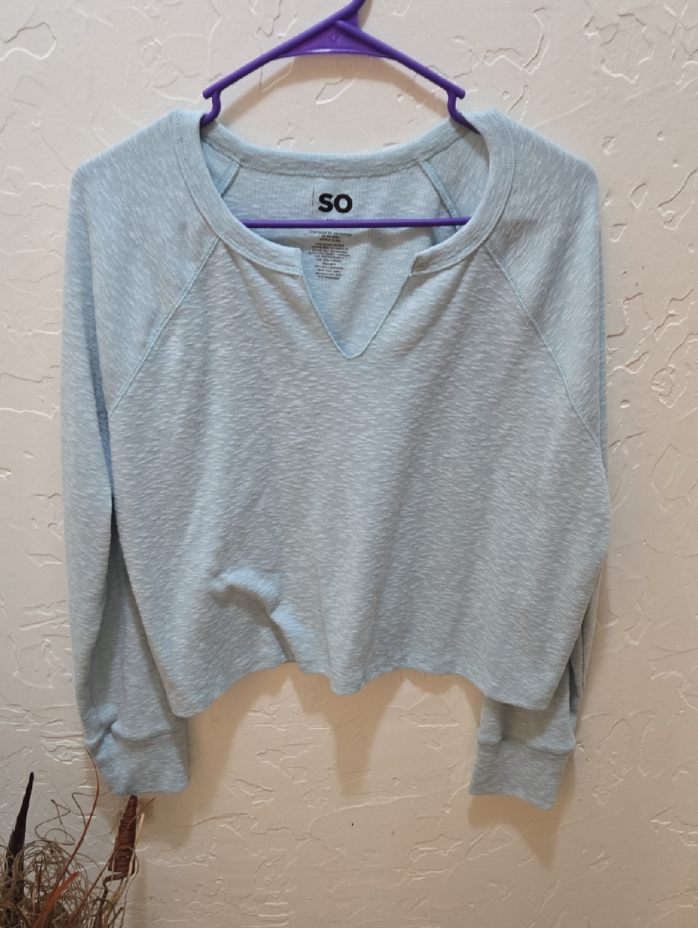 SO Women's Pale Blue V-Notch Raglan Pullover